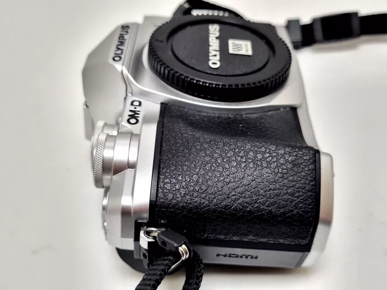 APARAT OLYMPUS OM-D E-M10 MARK III BODY