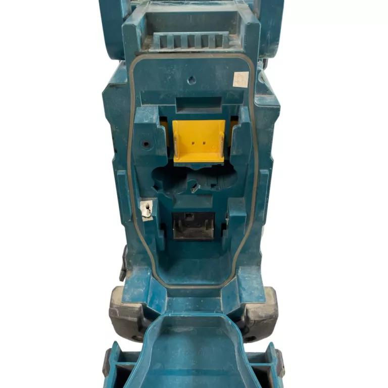 RADIO MAKITA DMR106
