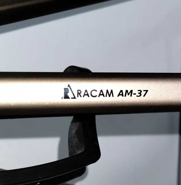 statyw-do-aparatu-racam-am-37-model-statyw