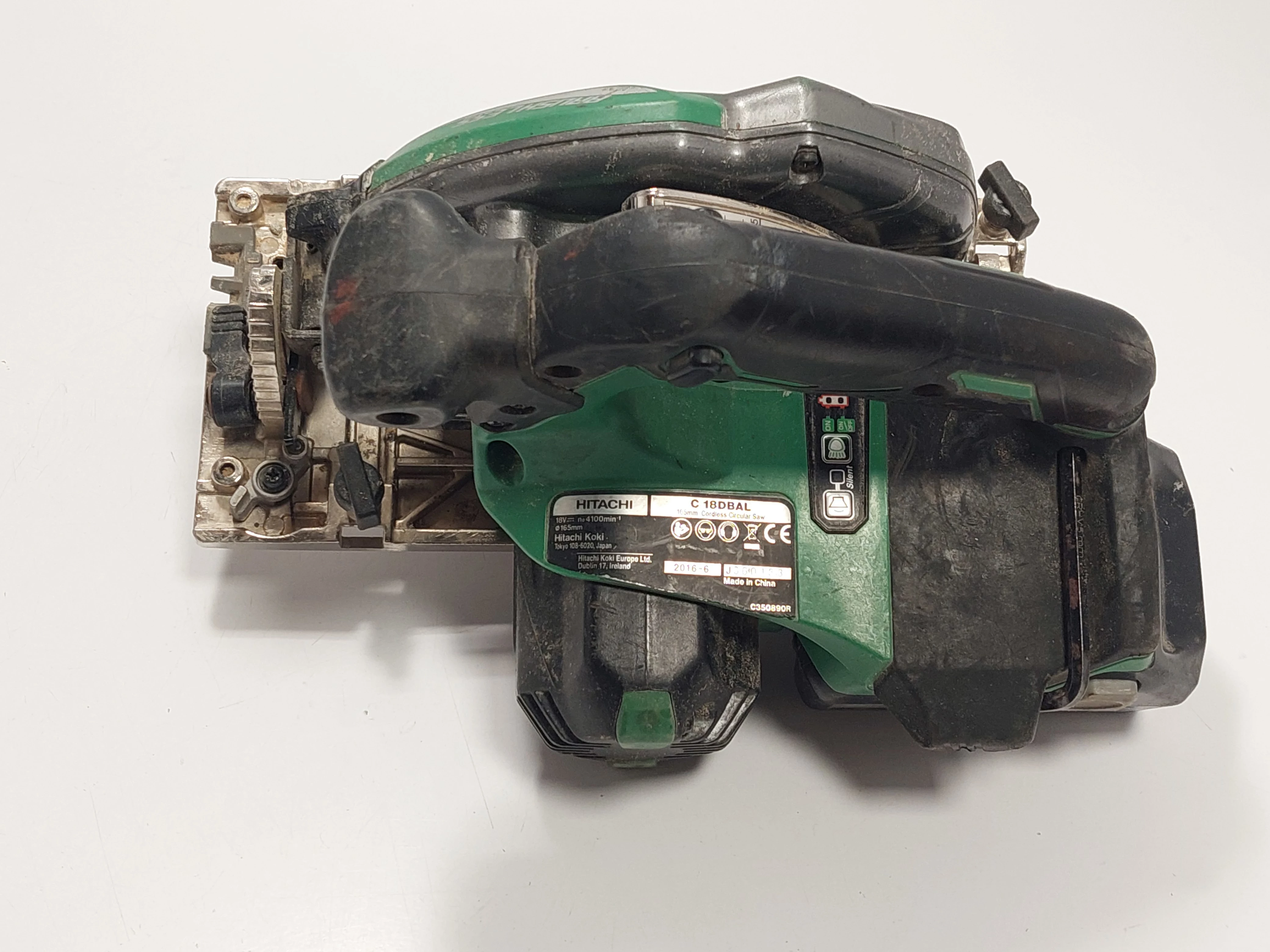 hitachi-c-18dbl-pilarka-akumulatorowa-product-id-7eb5afea-1dc9-4650-90d1-990e62ef001d