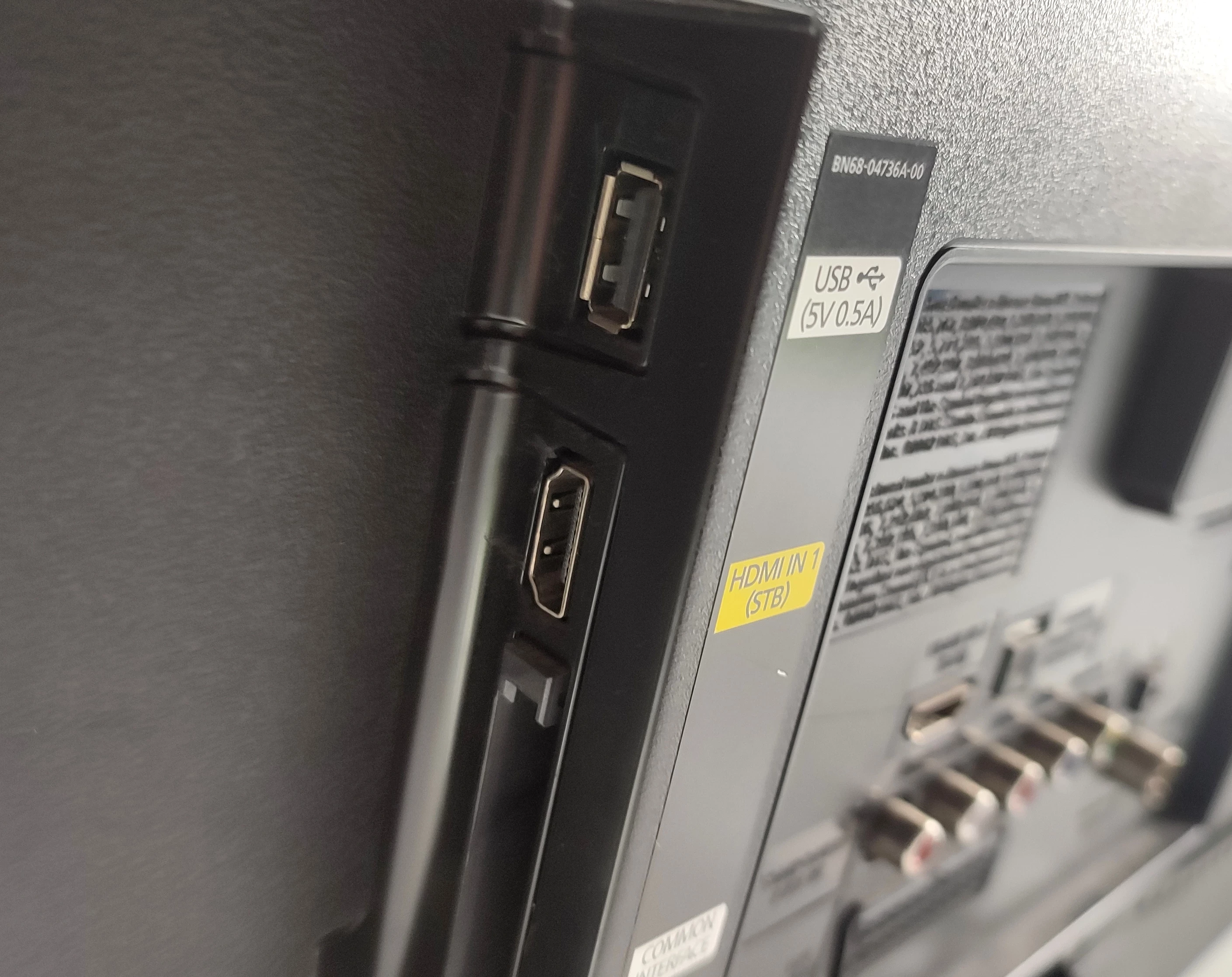 telewizor-led-samsung-ue22f5000aw-full-hd-22-przekatna-ekranu-cale-22