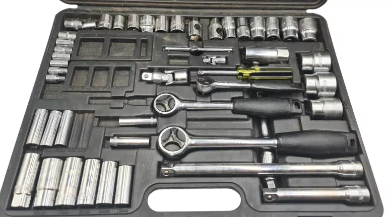 zestaw-kluczy-stanley-stan-uzywany