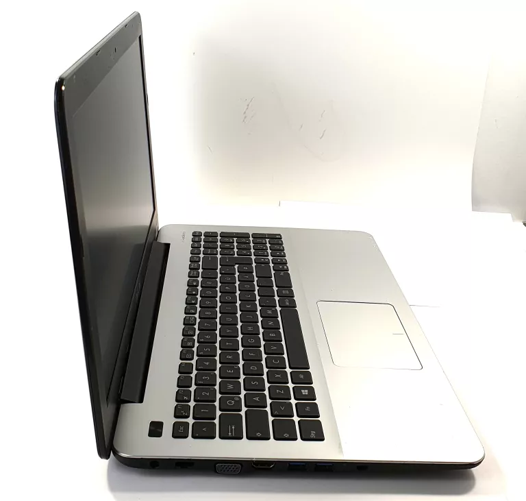laptop-asus-r556l-4gb-1-tb-zasilacz-stan-uzywany