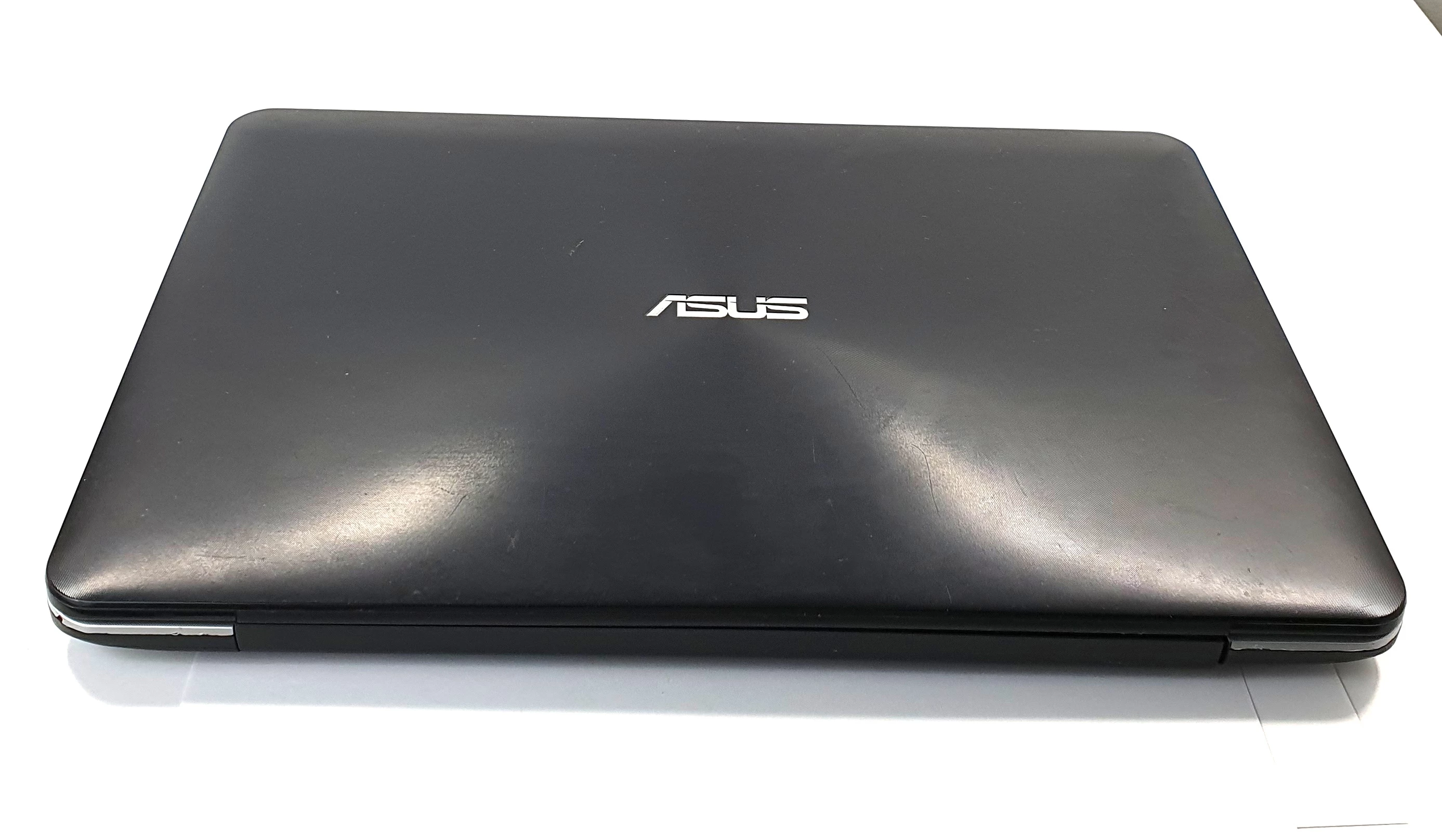 laptop-asus-r556l-4gb-1-tb-zasilacz-przekatna-ekranu-156
