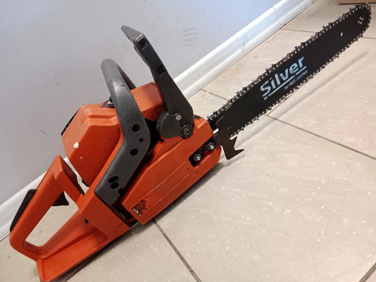 pila-spalinowa-husqvarna-40-al-niepodleglosci-63u-monki