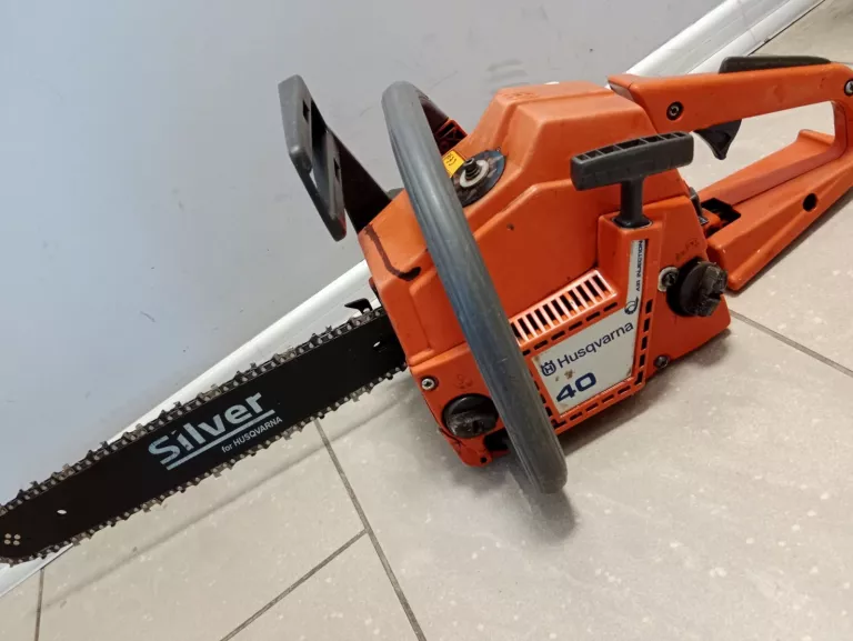 pila-spalinowa-husqvarna-40-al-niepodleglosci-63u-monki