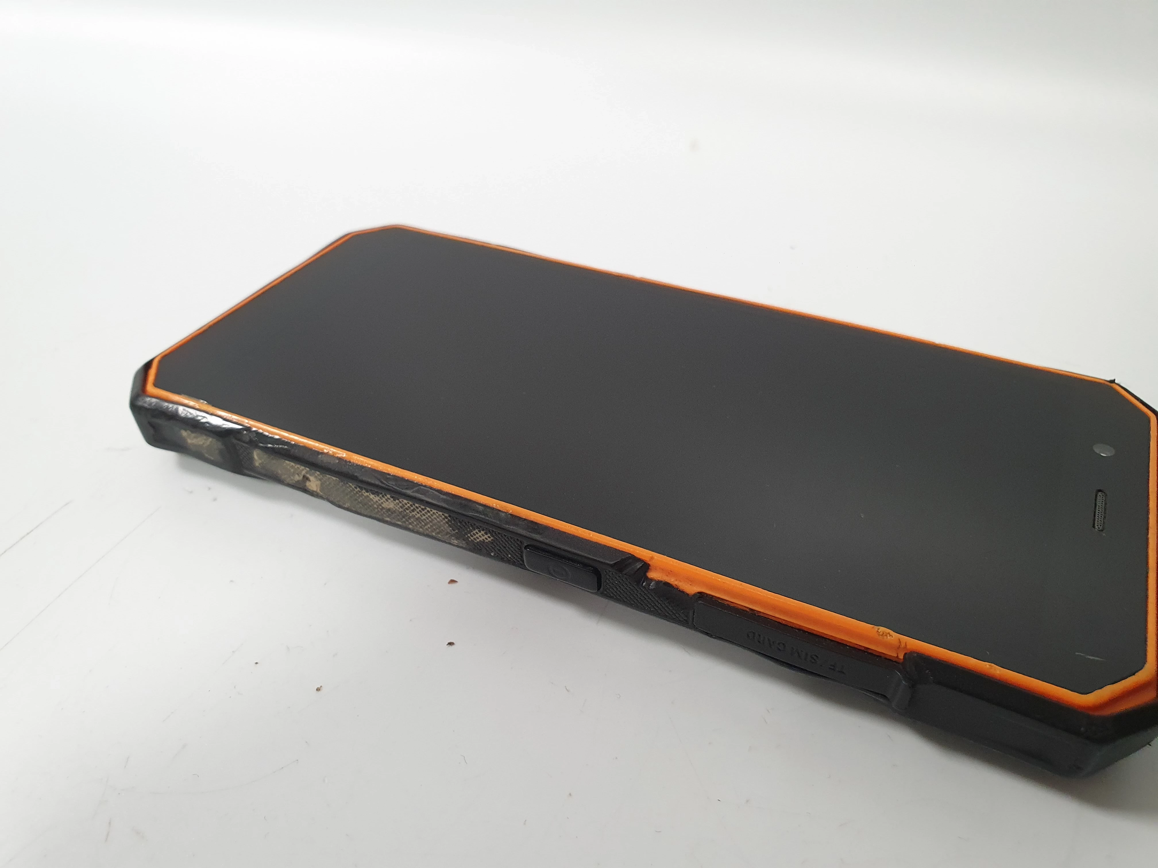 telefon-hammer-energy-18x9-stan-uzywany