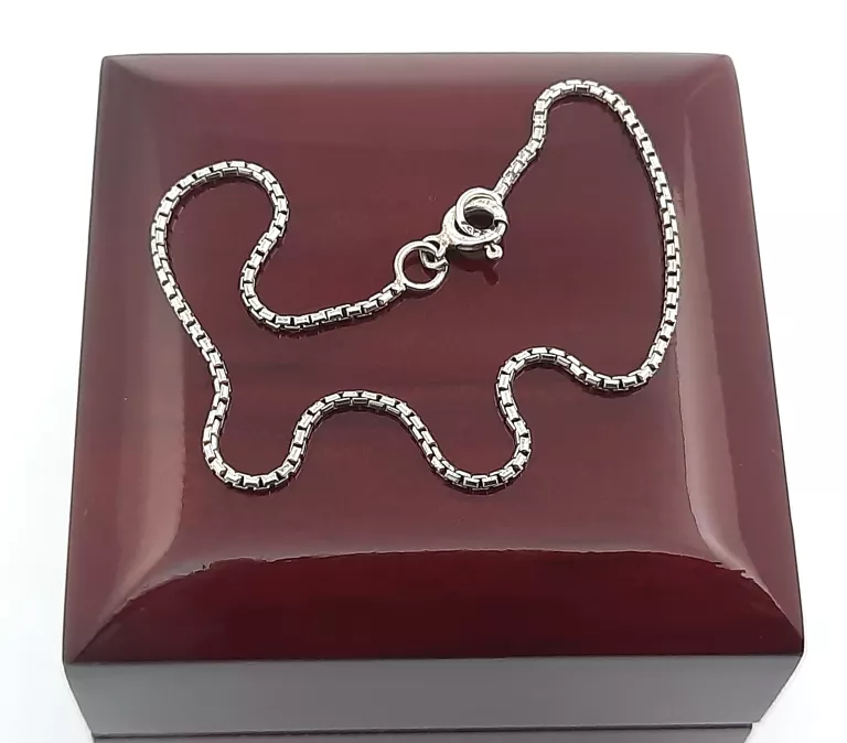 SREBRNA BRANSOLETKA 1,83G 19CM