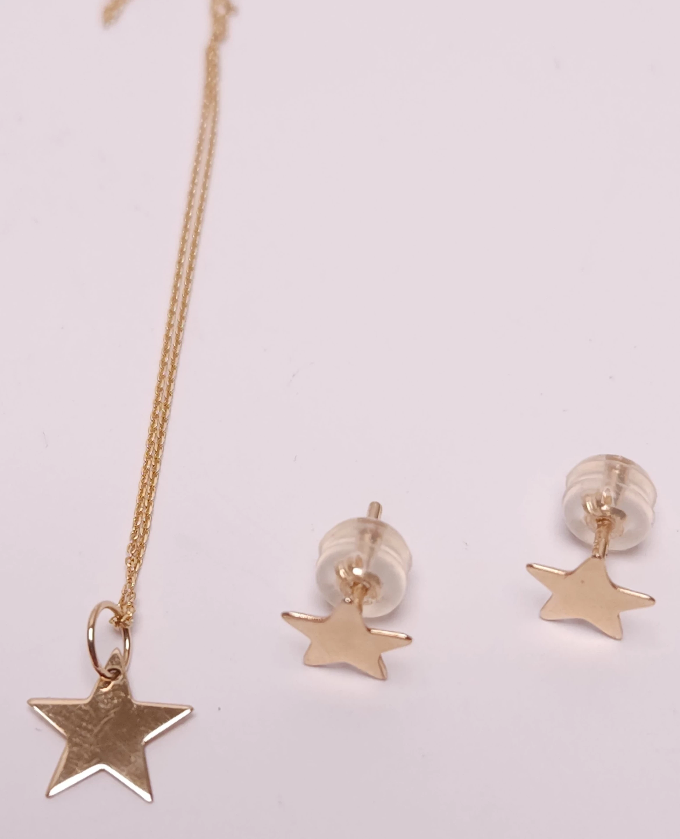 uzywany-lancuszek-i-kolczyki-gwiazdki-apart-585-stan-uzywany