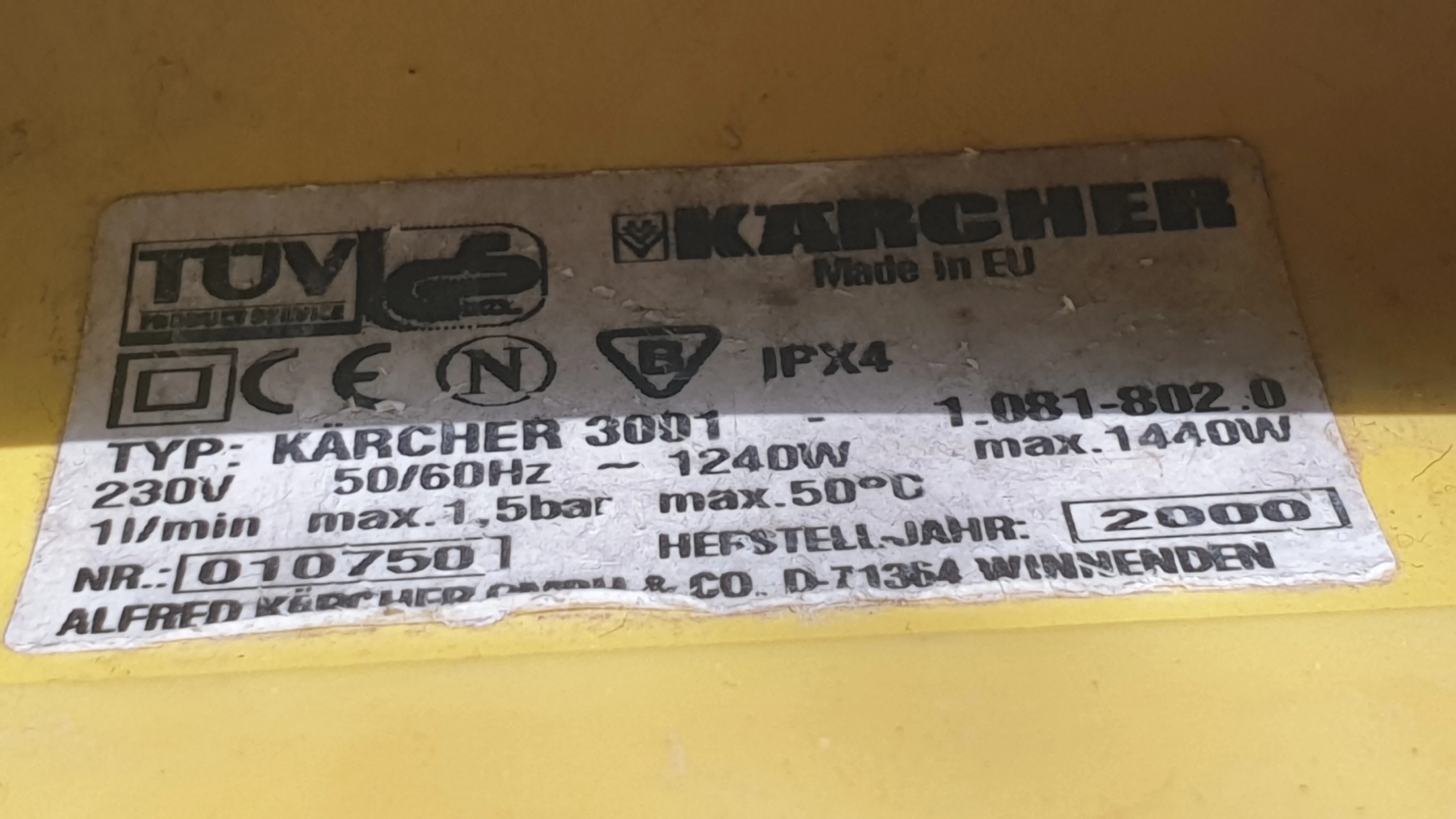 odkurzacz-pioracy-karcher-3001-przerwany-waz-marka-karcher