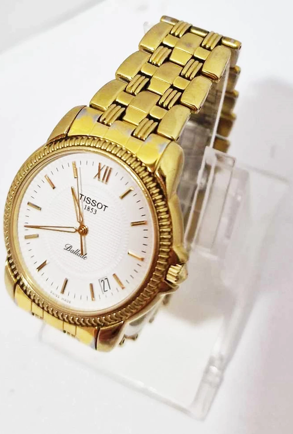 zegarek-tissot-ballade-1853-typ-nareczny