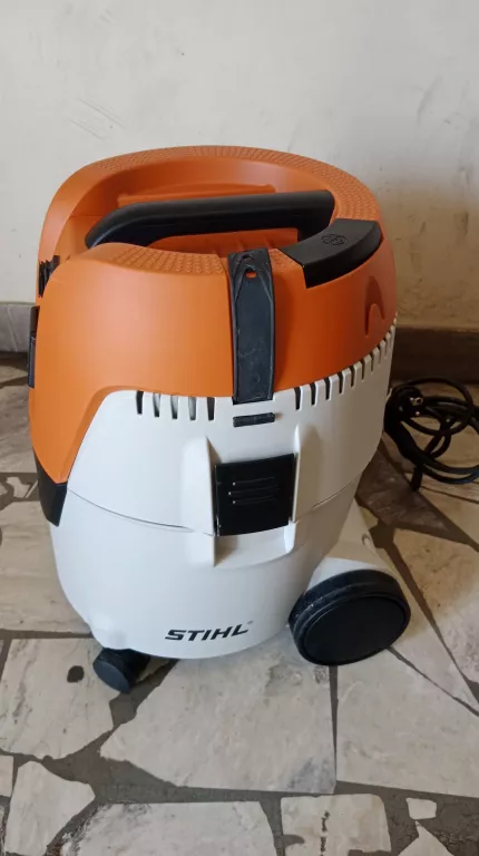 ODKURZACZ PRZEMYSŁOWY STIHL SE 62 E