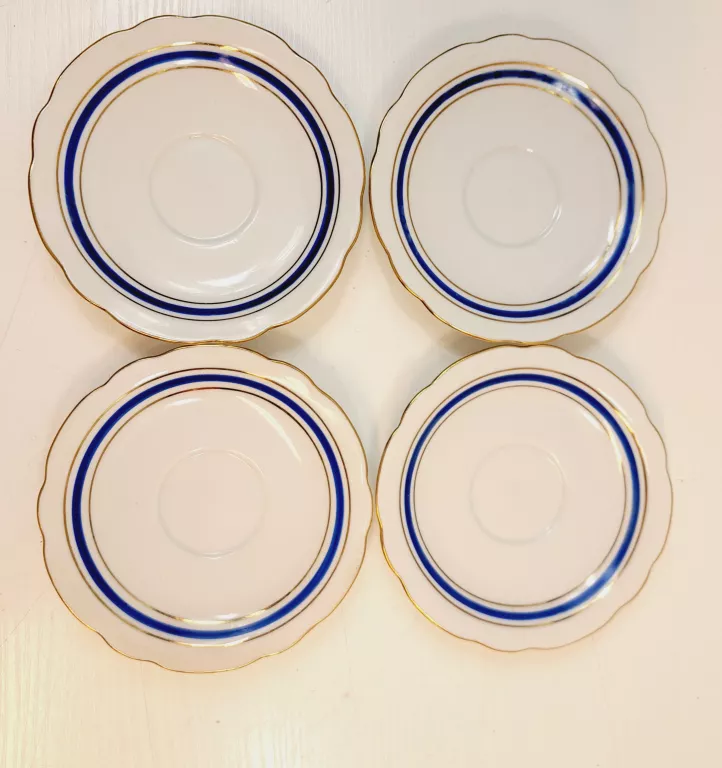 zestaw-naczyn-porcelana-duzy-zestaw-stan-nie-wymaga-renowacji