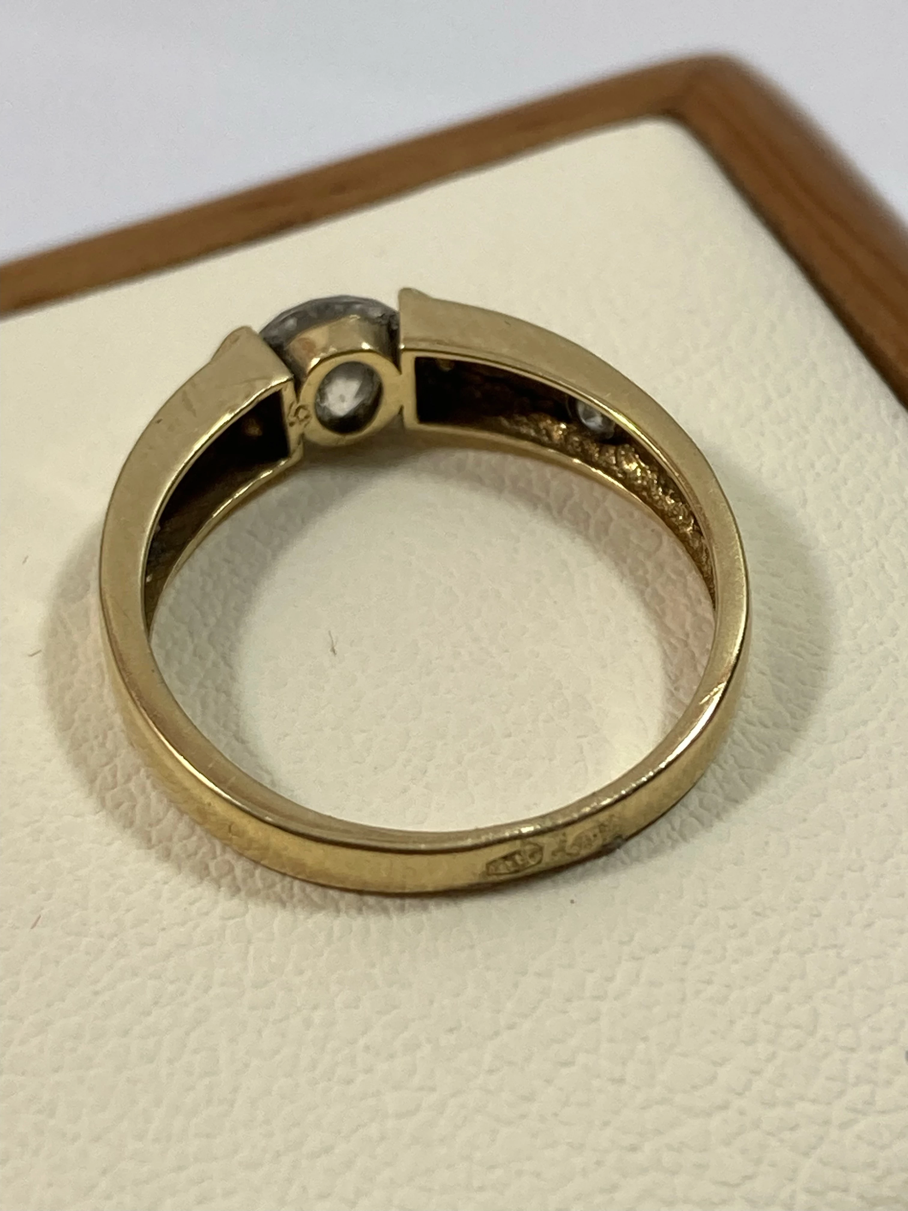 zloty-pierscionek-z-cyrkonia-585-179g-r10-waga-179