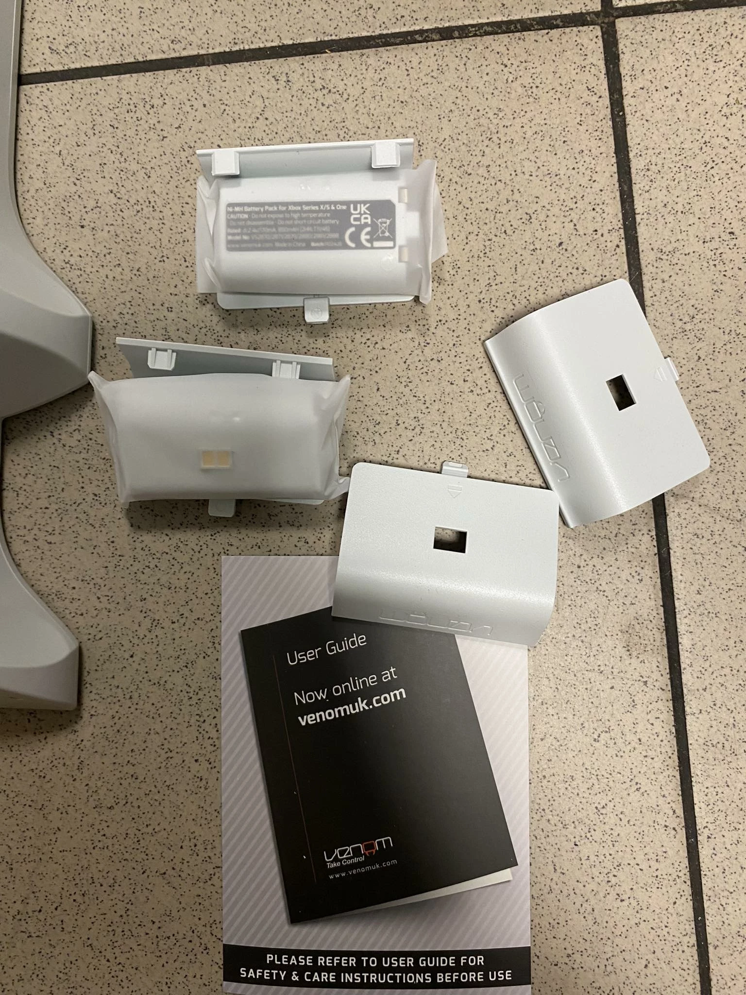 xbox-series-xs-twin-docking-station-jak-nowy-stan-11323-2