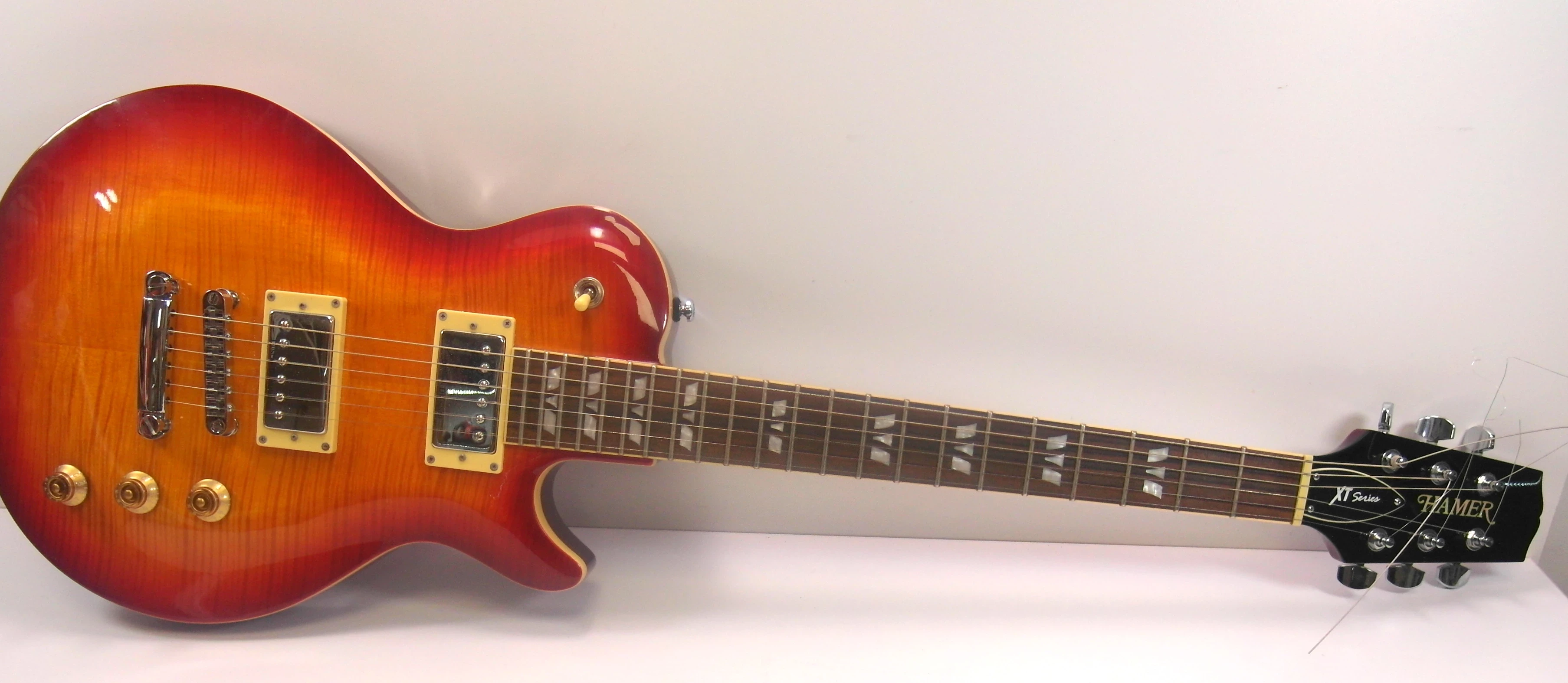 gitara-elektryczna-hamer-xt-series-pokrowiec-bielnikowa-4-dzialdowo