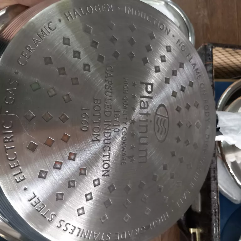 zestaw-garnkow-platinum-design-w-walizce-ean-gtin-8221019103557