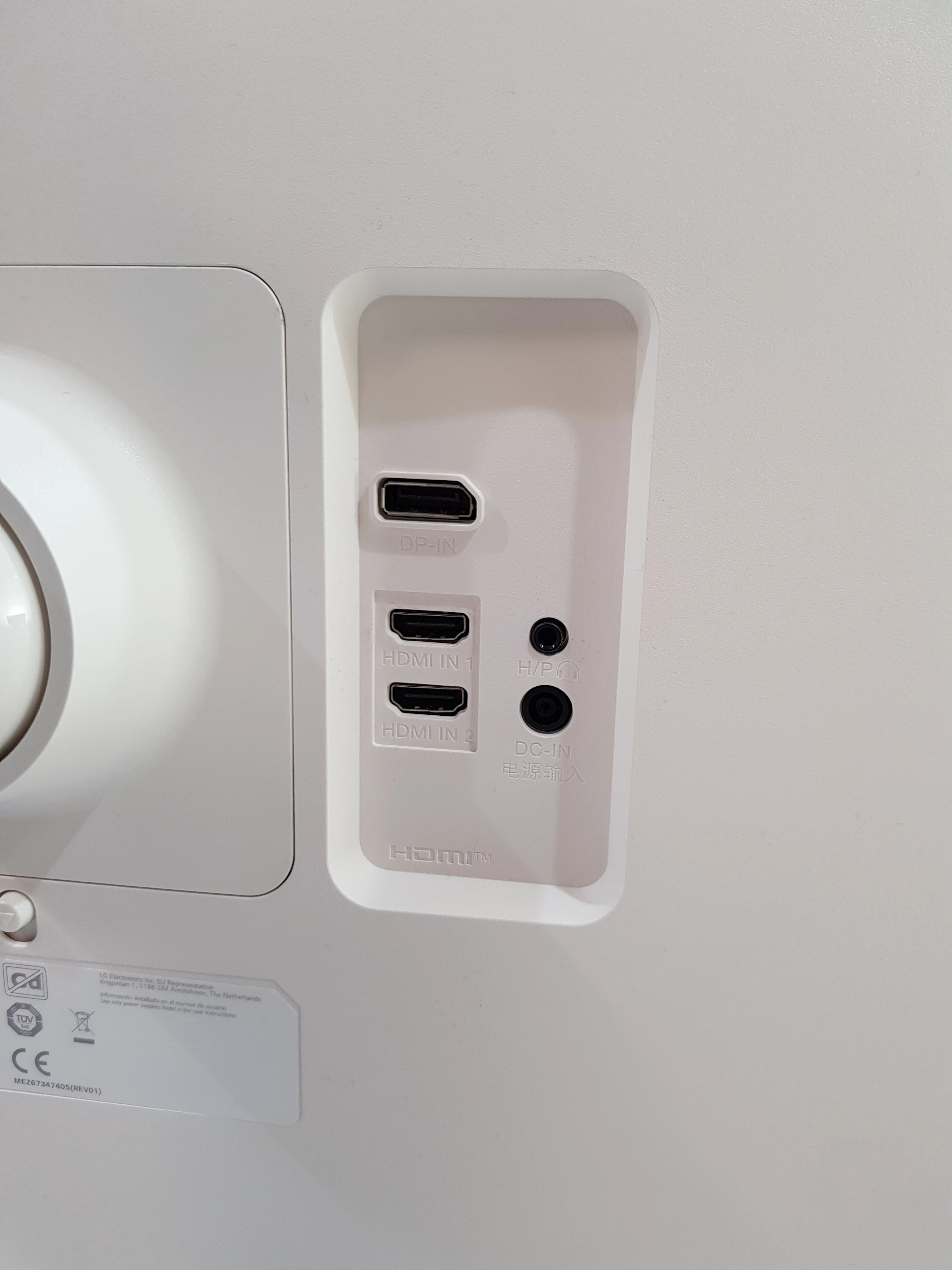 monitor-lg-27-cali-27up650-w-uhd-4k-ips-rodzaj-podswietlania-led