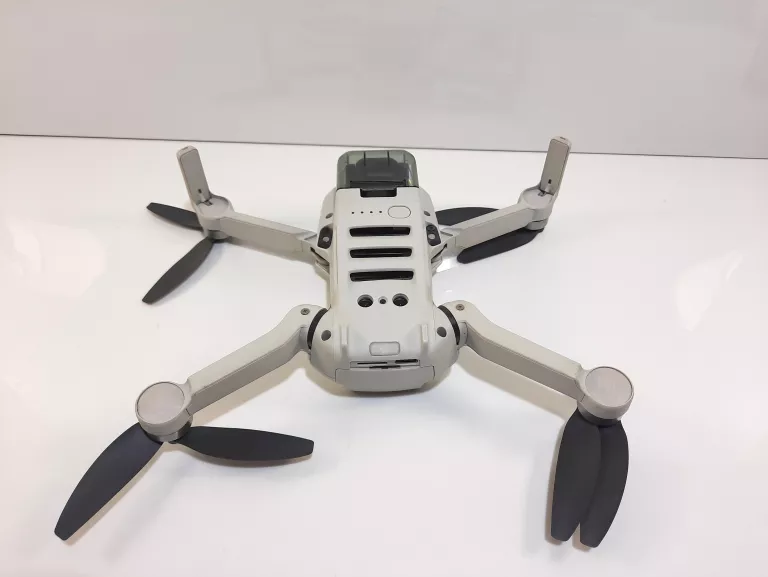 DRON DJI MINI 2 FLY MORE COMBO
