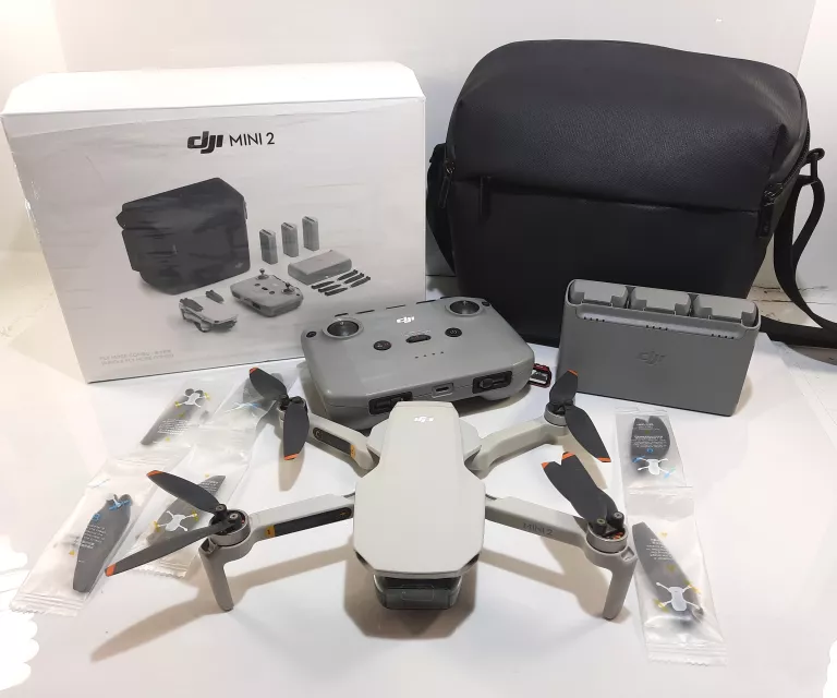DRON DJI MINI 2 FLY MORE COMBO