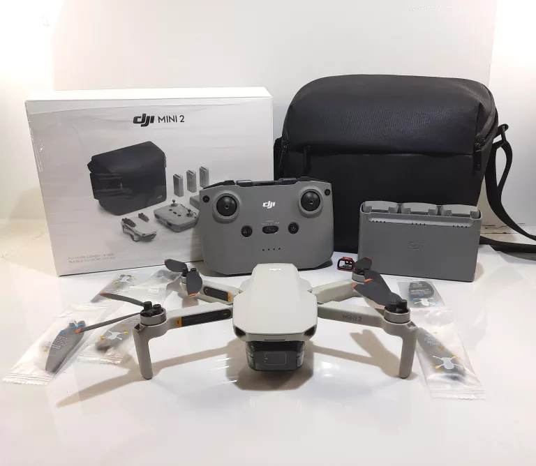 DRON DJI MINI 2 FLY MORE COMBO