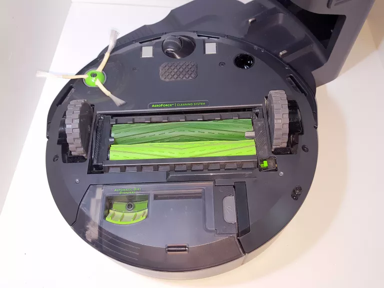 neonet roomba i7