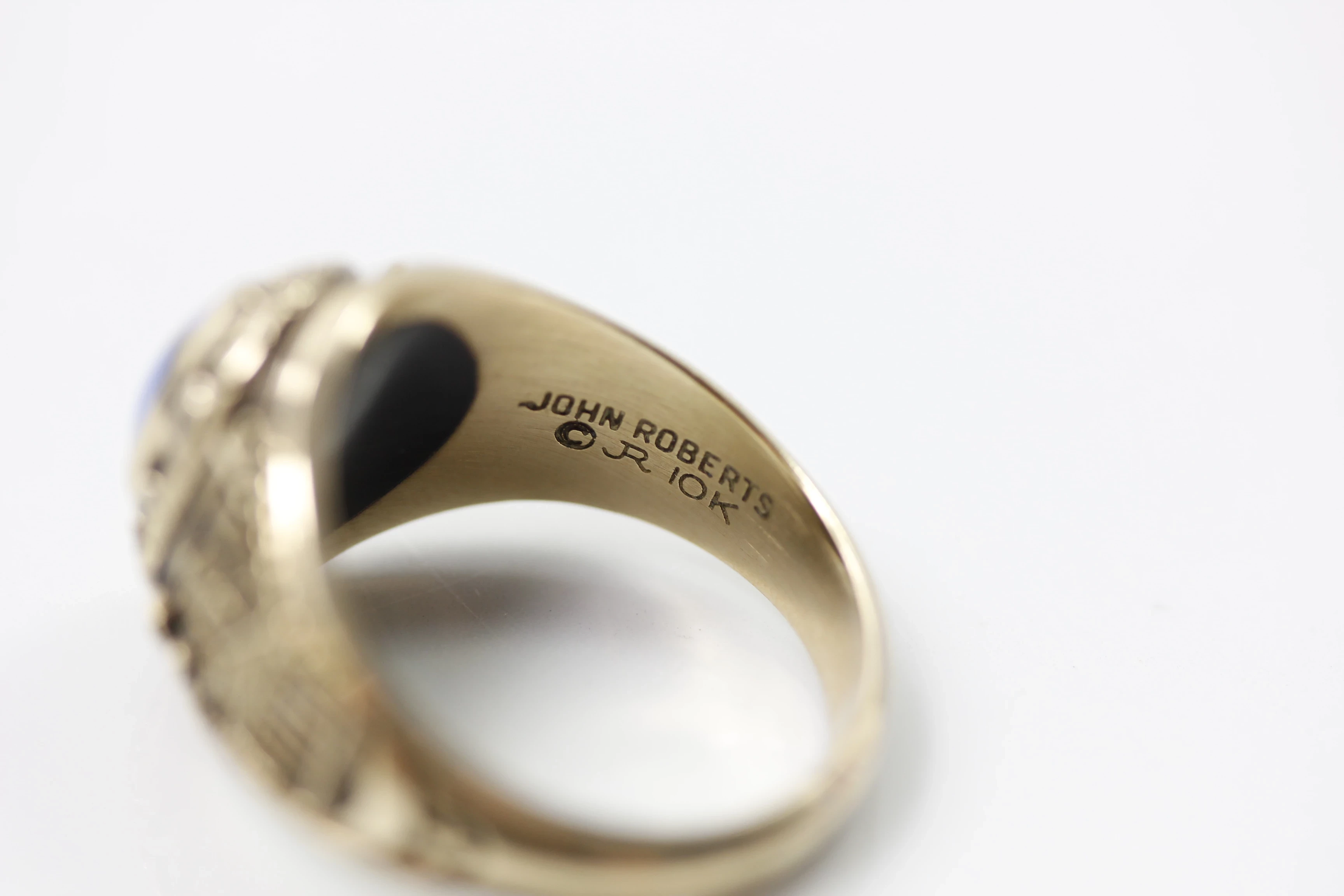 zloty-pierscien-uniwersytetu-stanowego-johna-robertsa-375-689g-r16-material-17128-512