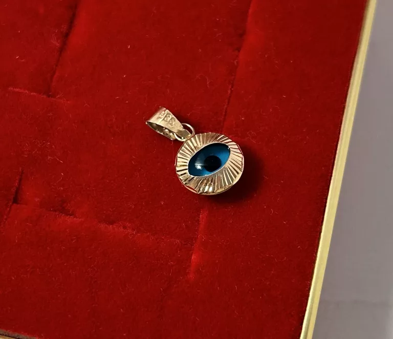 delikatna-zlota-zawieszka-oko-proroka-585-stan-uzywany