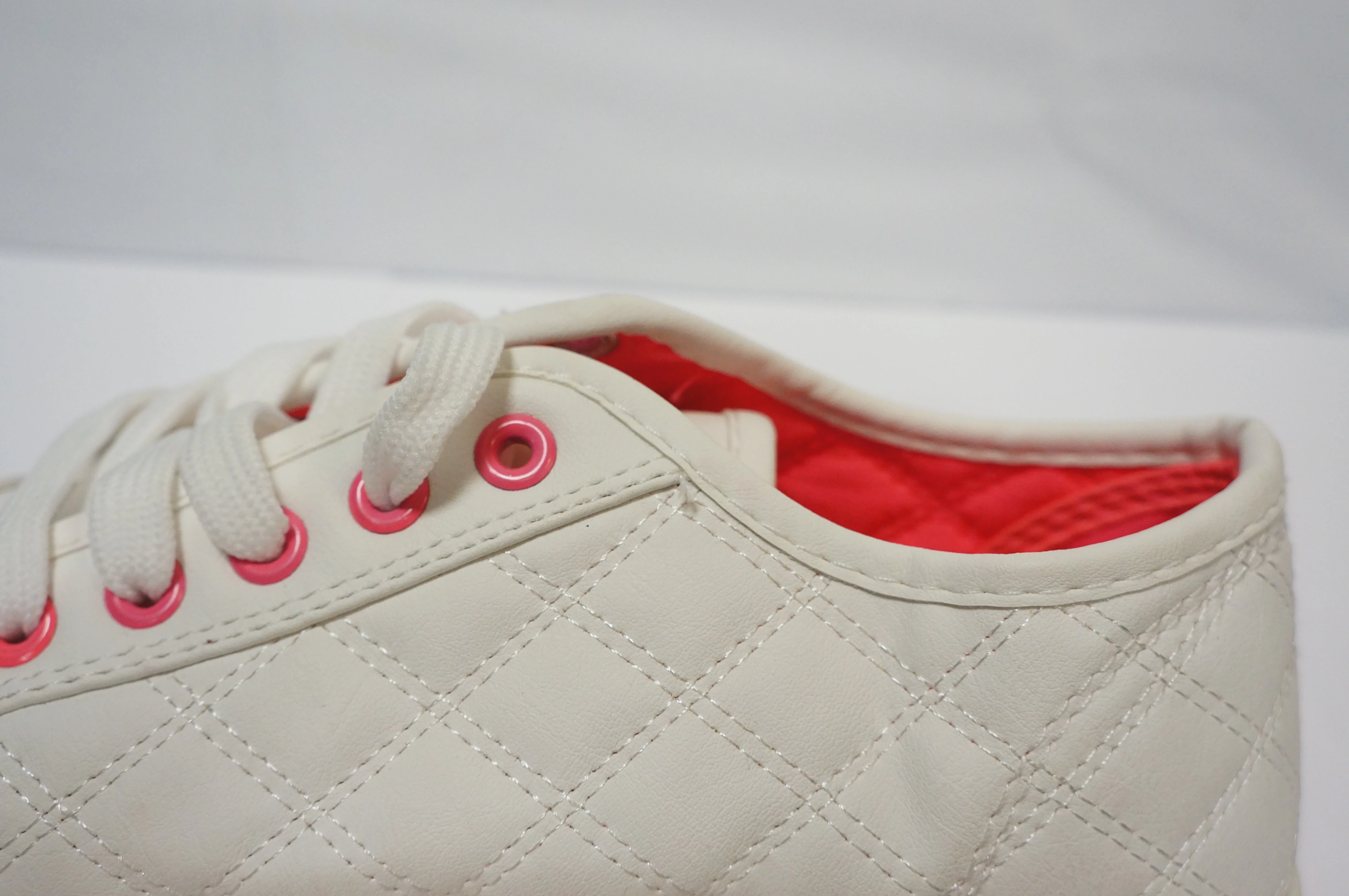 pikowane-trampki-paris-collection-rozm37-stan-bdb-material-wkladki-tkanina