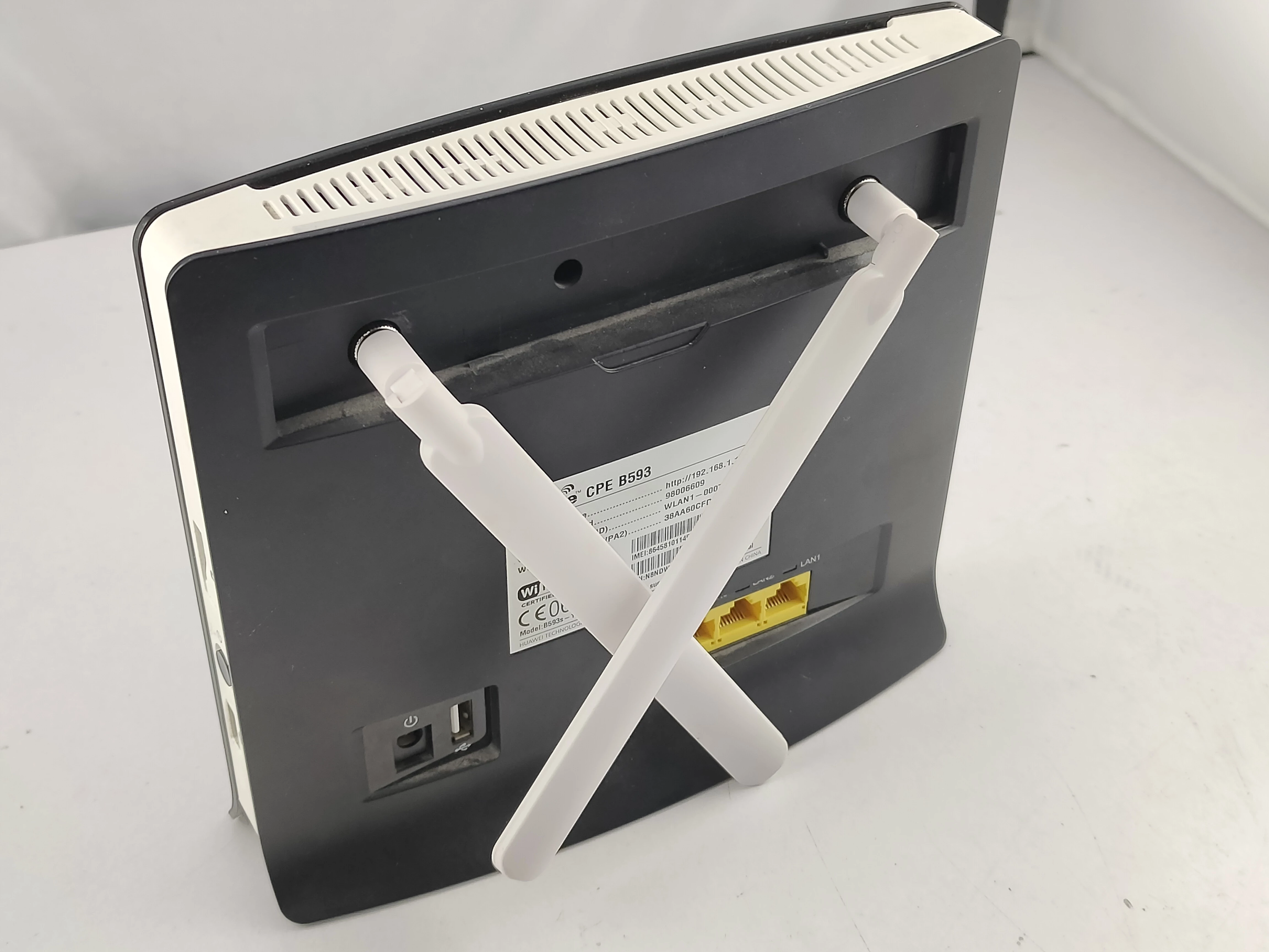 router-huawei-na-karte-sim-lte-4g-b593-producent-huawei