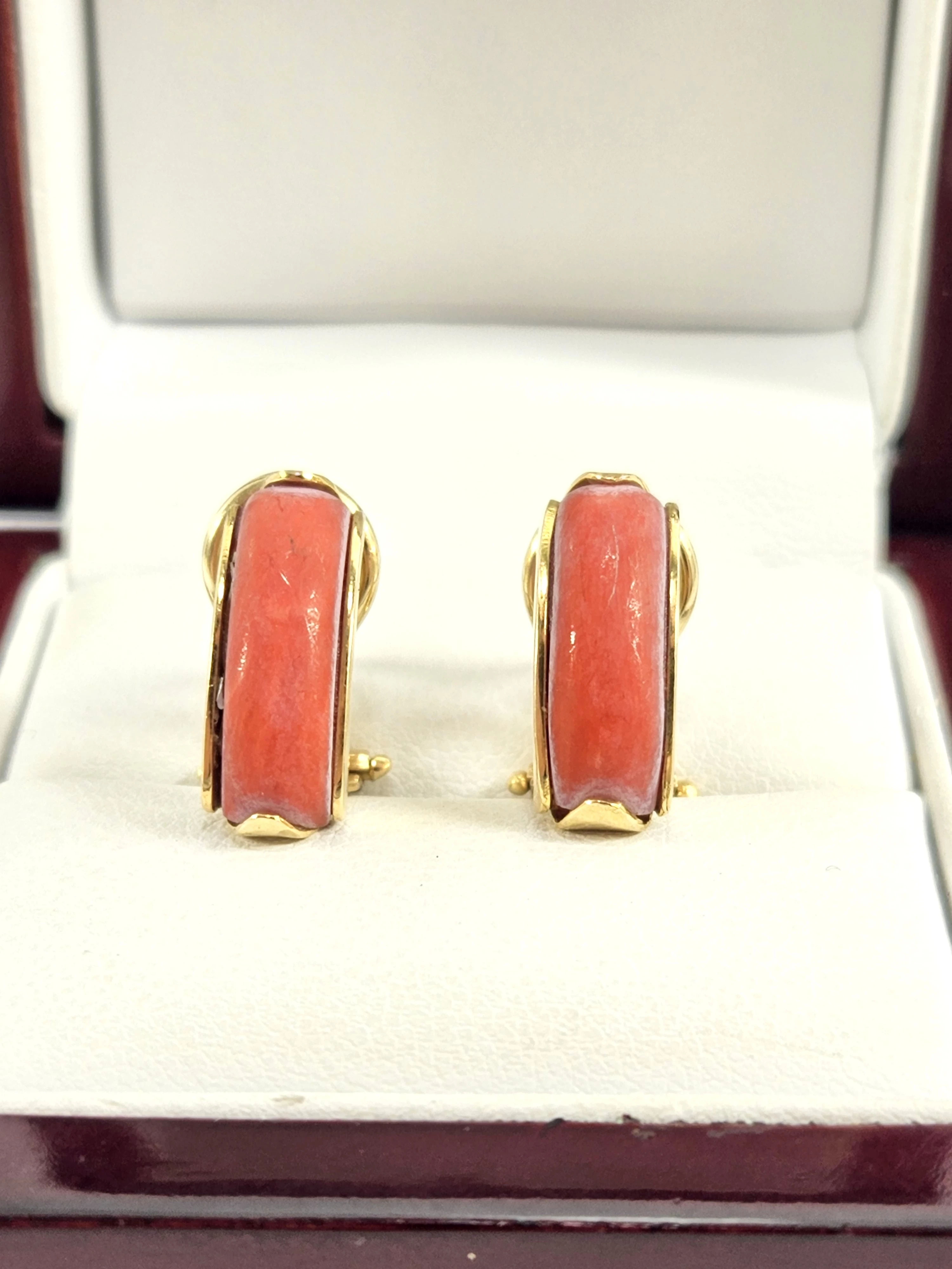 zlote-kolczyki-z-koralem-750-620g-rodzaj-wyrob-jubilerski