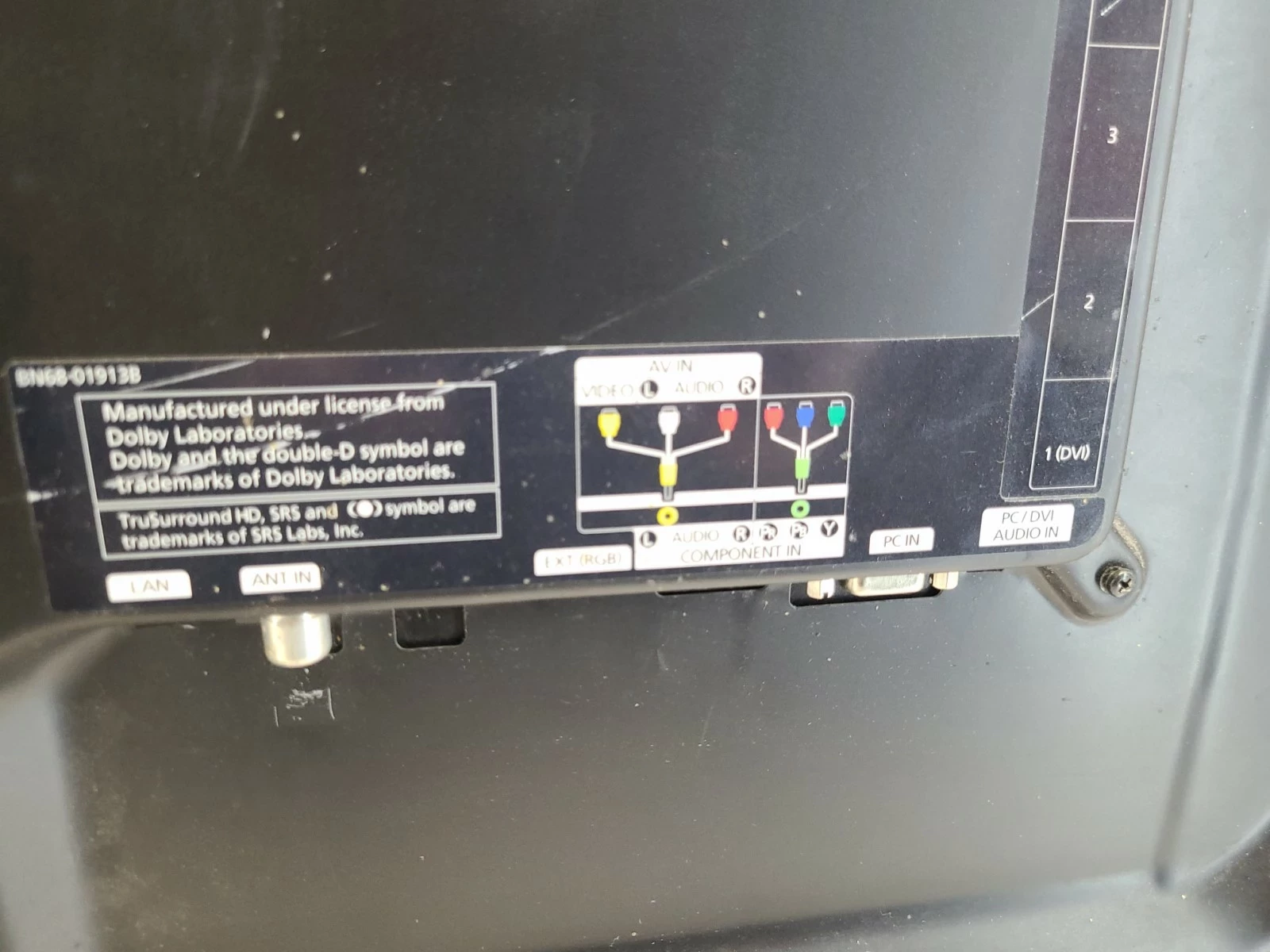 samsung-ue46b6000-przekatna-ekranu-cale-4600