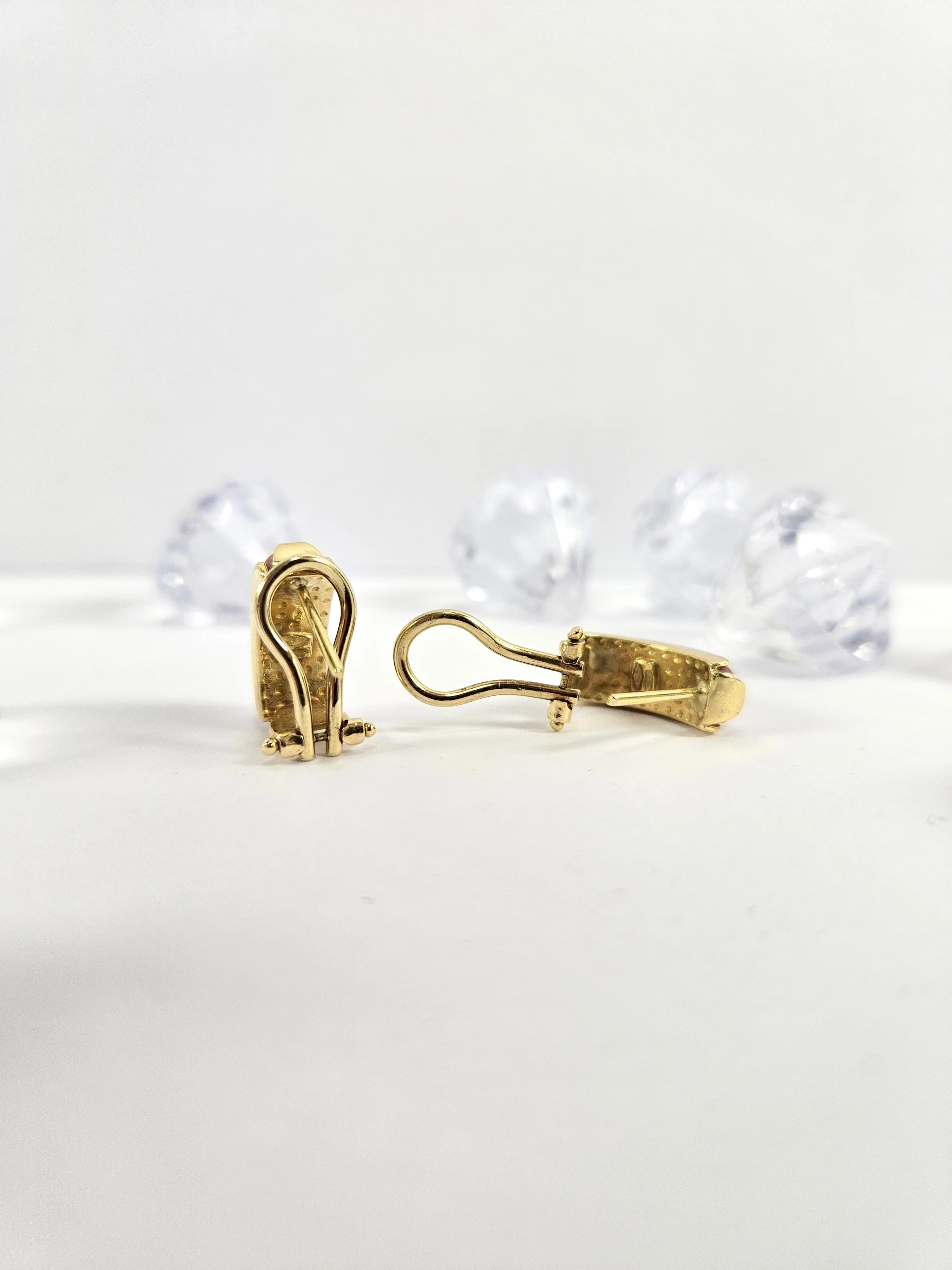 zlote-kolczyki-z-koralem-750-620g-material-zloto