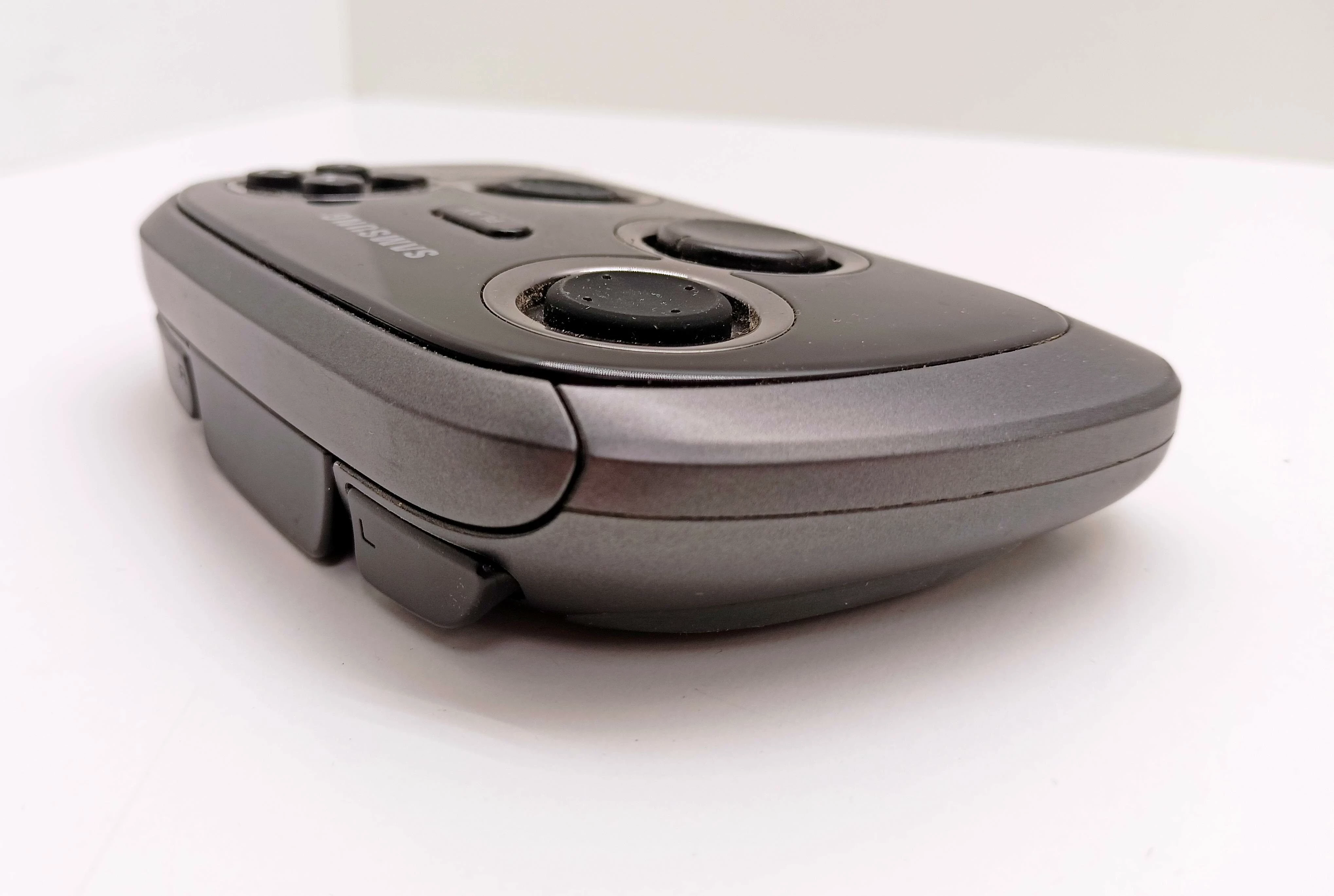 pad-bt-do-telefonu-samsung-ei-gp20-product-id-f21eb087-c914-47ab-8063-1063be89c391