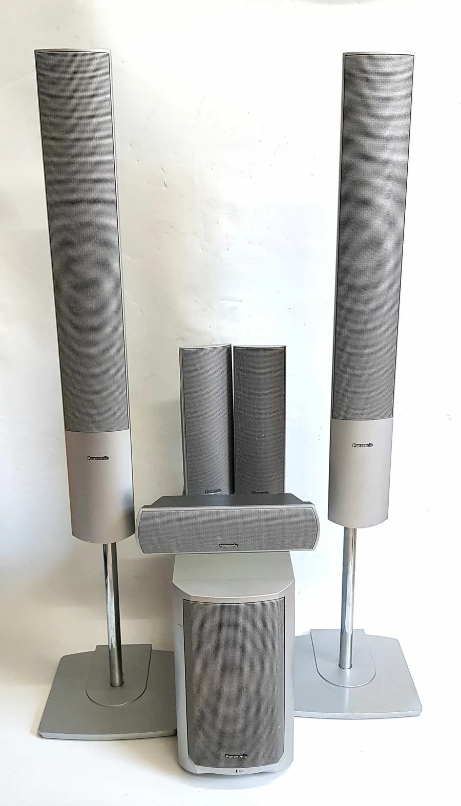 kino-domowe-panasonic-sa-ht845-rodzaj-subwoofera-pasywny