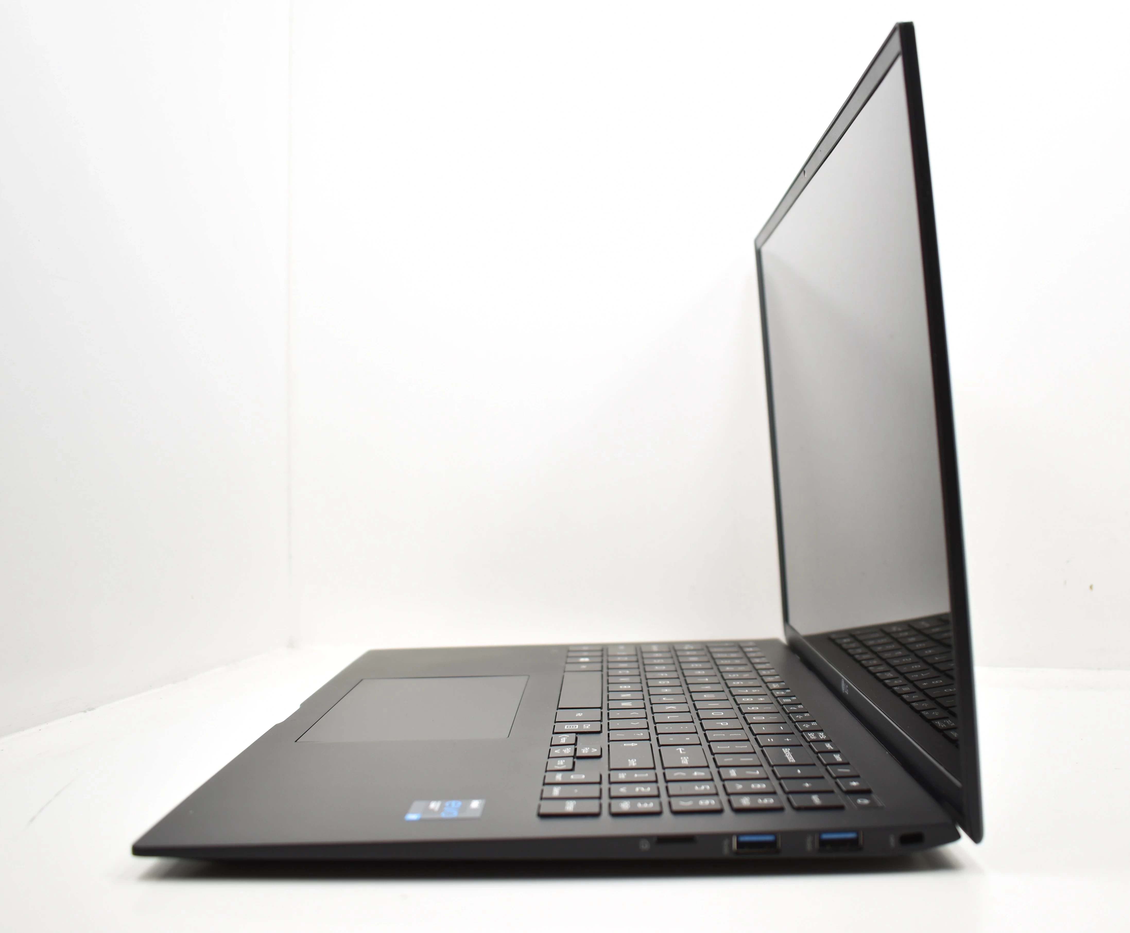 lg-gram-16z90p-11gen-i7-16gb-512ssd-win11-pojemnosc-dysku-512