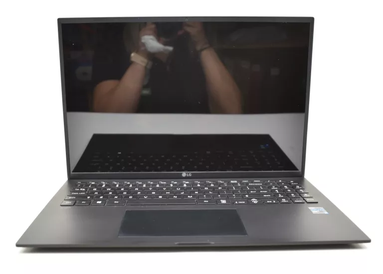 lg-gram-16z90p-11gen-i7-16gb-512ssd-win11-przekatna-ekranu-16