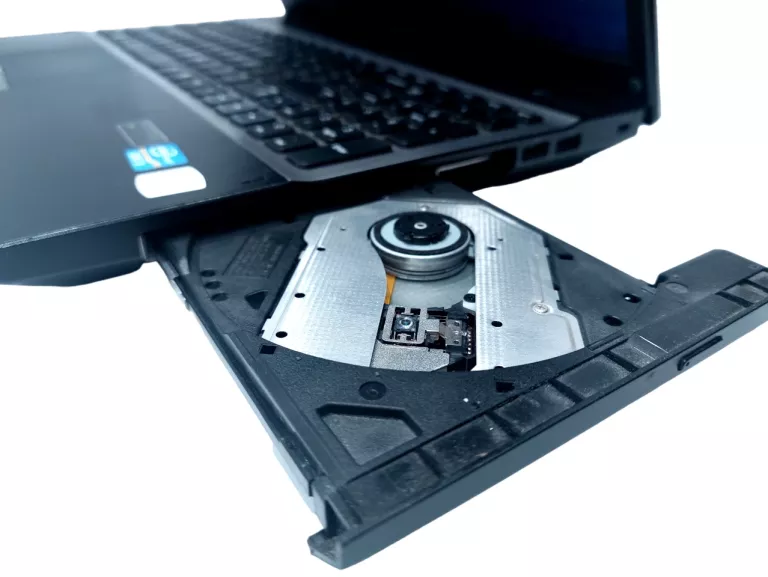 laptop-samsung-np300v5a-przekatna-ekranu-156