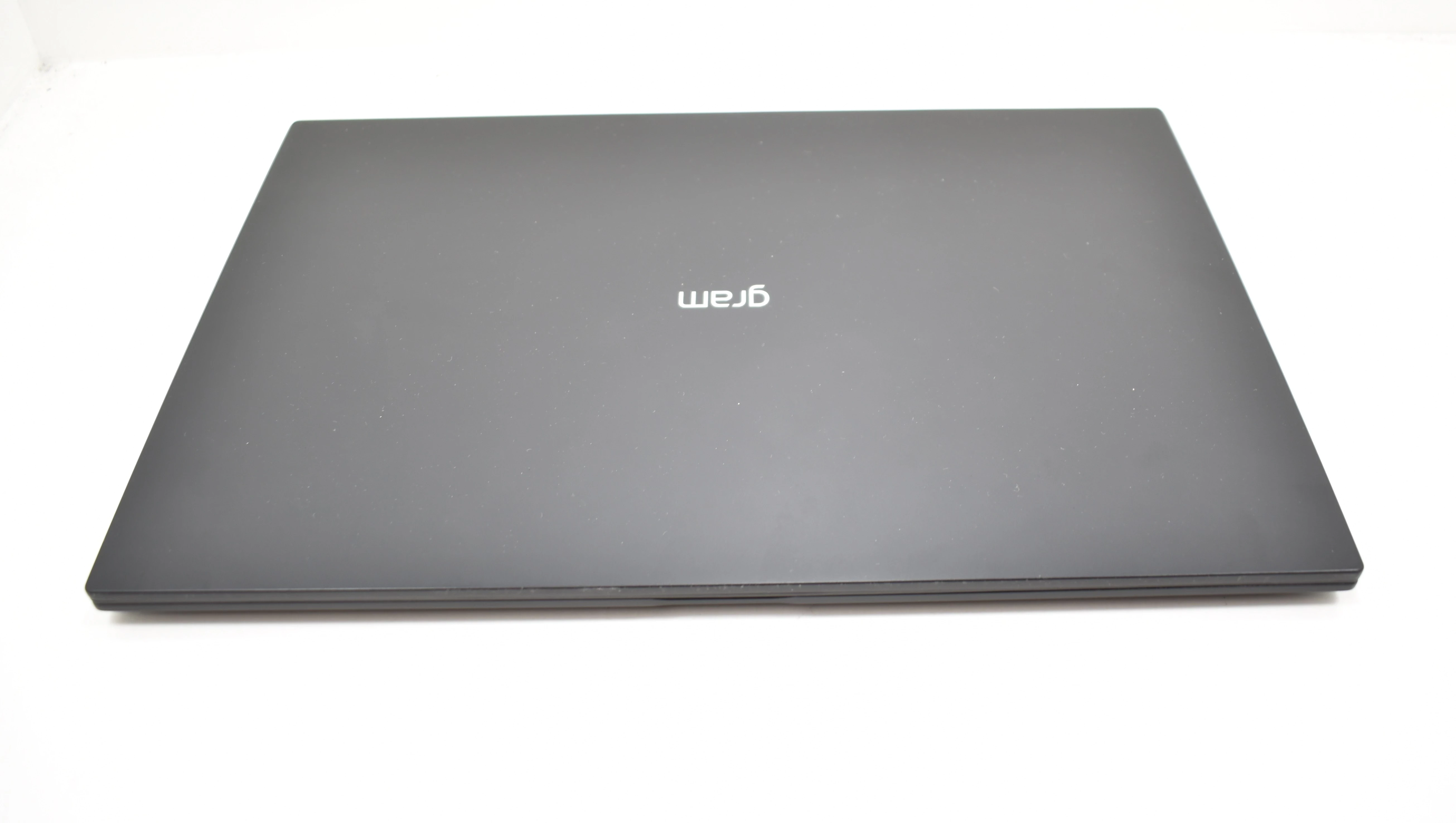 lg-gram-16z90p-11gen-i7-16gb-512ssd-win11-system-operacyjny-windows-11-home