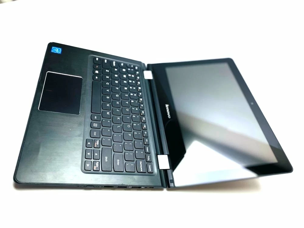 laptop-lenovo-z546-pekniete-szklo-ekranu-lad-wielkosc-pamieci-ram-2-gb