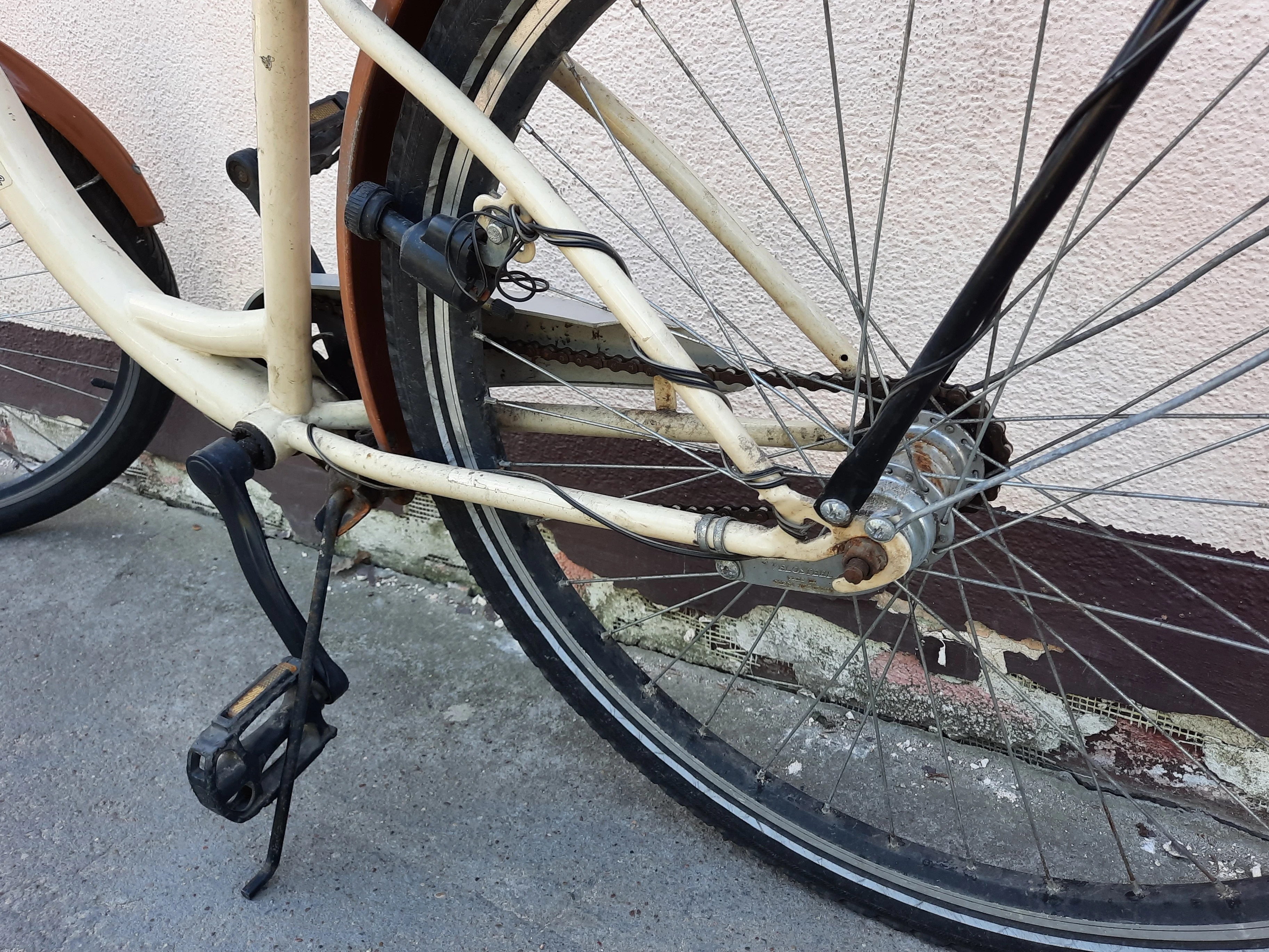 rower-miejski-burghardt-swan-bezowy-kod-producenta-123