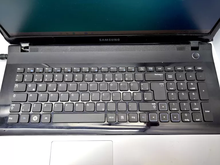 LAPTOP SAMSUNG 305E AMD A4 RAM 5GB HDD 1TB