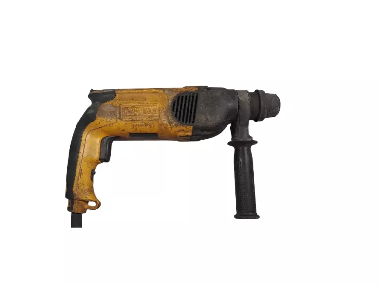 mlotowiertarka-dewalt-d25103-680w-kosciuszki-30-stargard-jurmat-bis