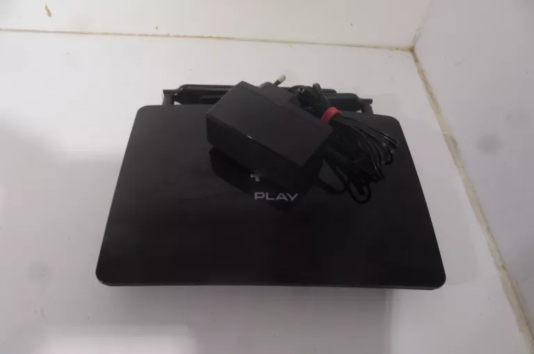 ROUTER TP-LINK MR600