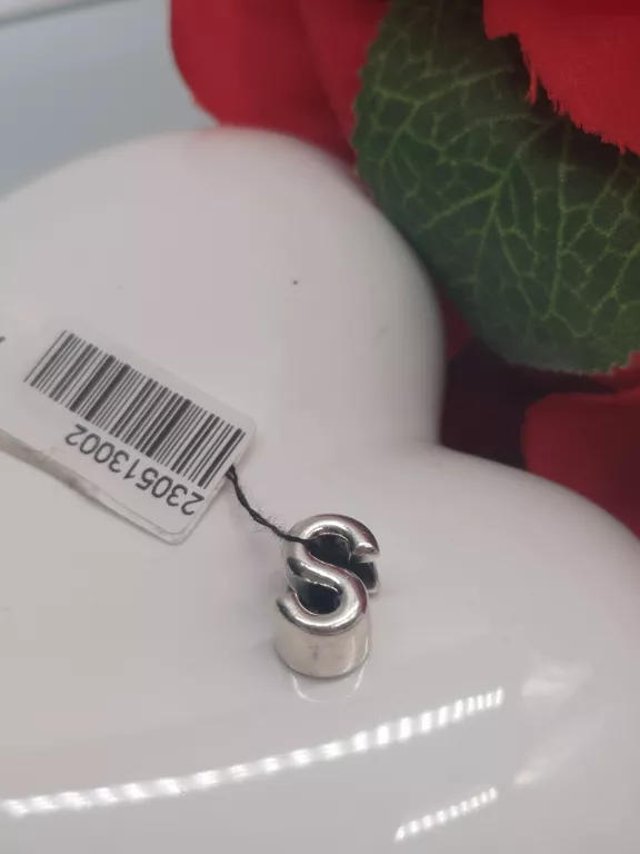 PANDORA CHARMS LITERA S ZAWIESZKA LITERKA