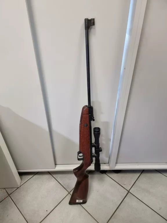 WIATRÓWKA NORICA KRONO Z LUNETĄ WALTHER 4X32