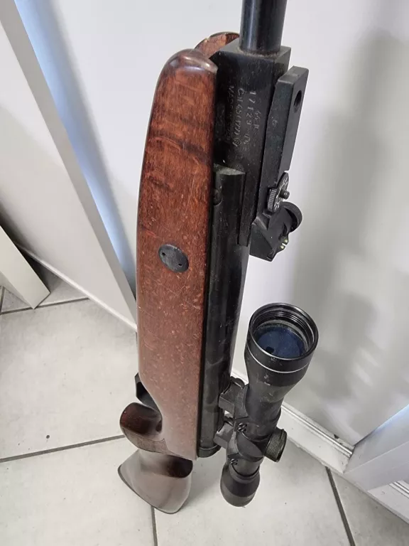 WIATRÓWKA NORICA KRONO Z LUNETĄ WALTHER 4X32