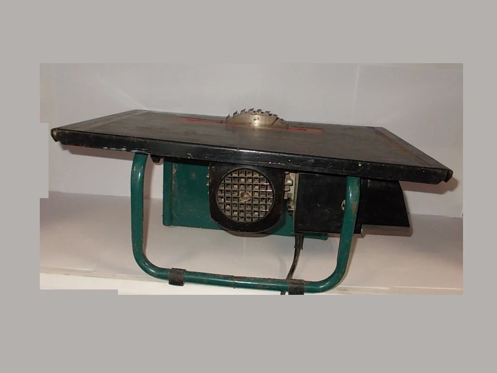 pila-stolowa-maksymalna-moc-111