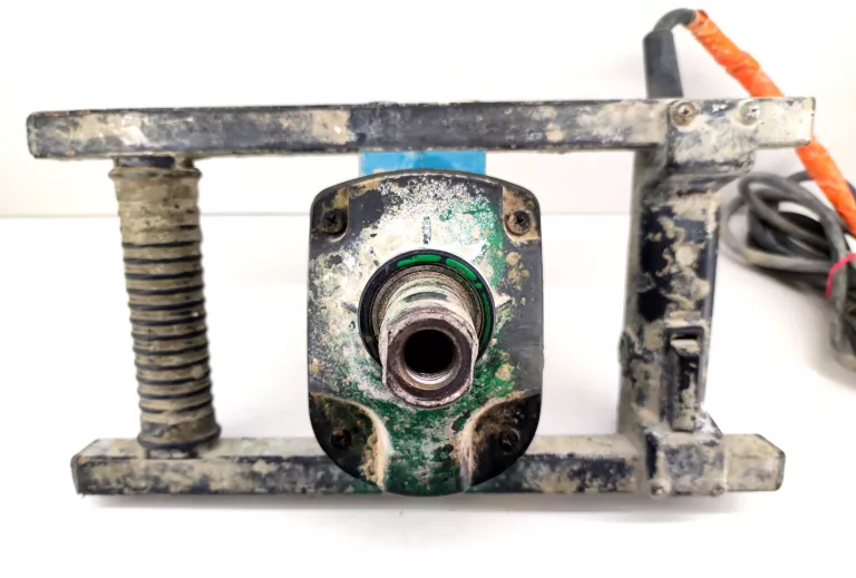 MIESZADŁO MAKITA UT1200