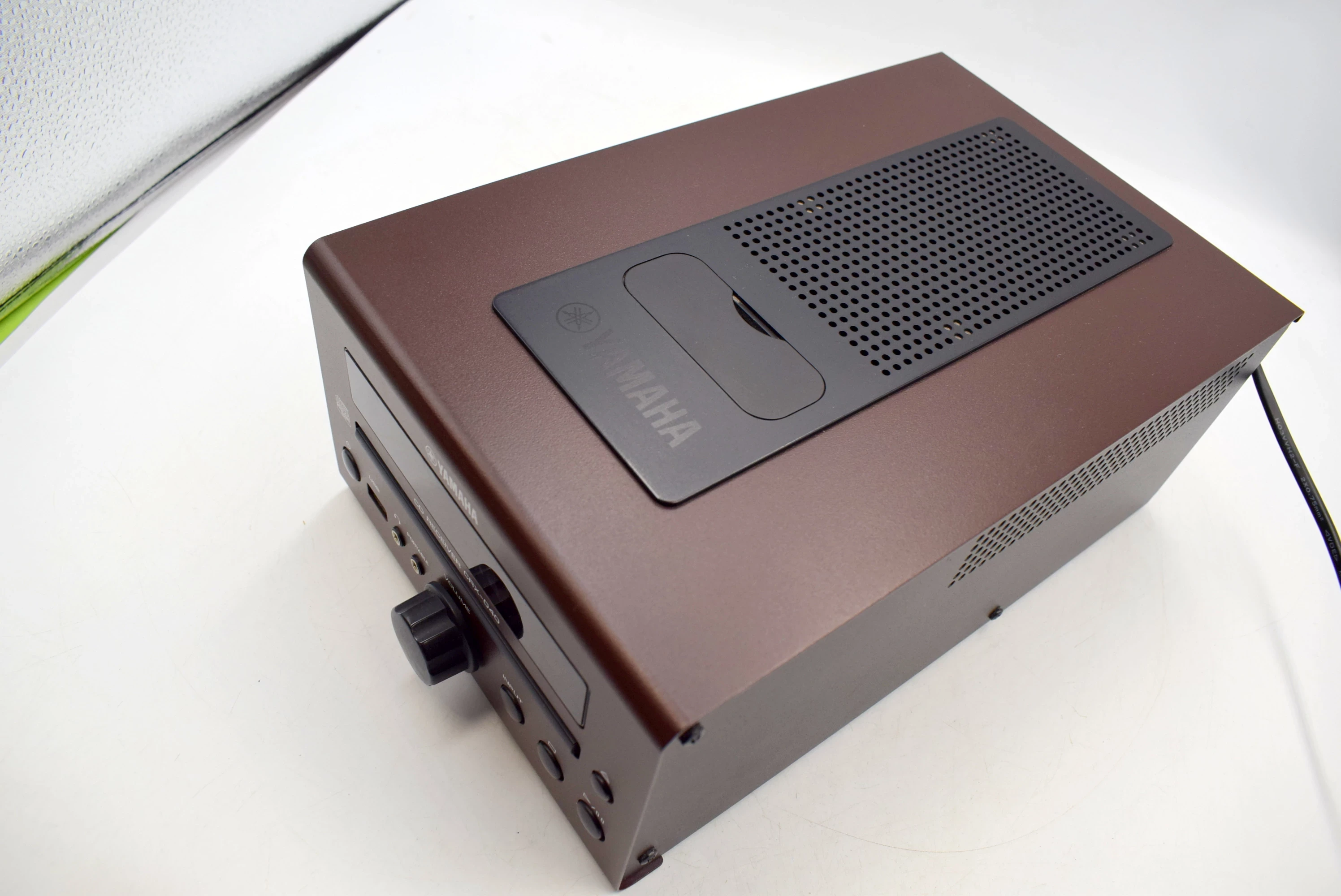 wieza-yamaha-crx-040-pilot-radio-brak-informacji